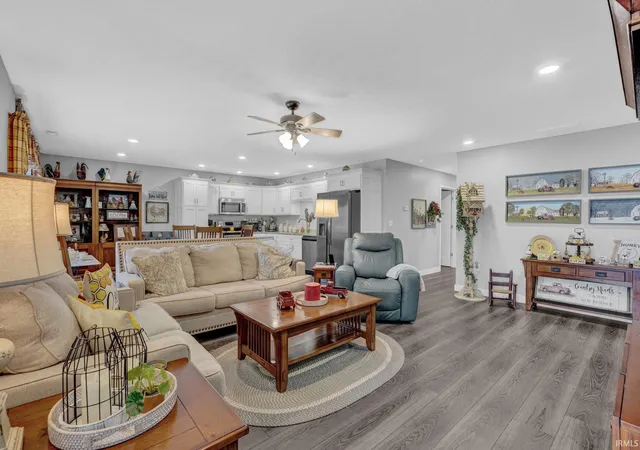 Photo 3 of Sale Pending at 1425 24th Street, Bedford, IN 47421 | MLS# 202632991 | Listing updated on 2026-09-16