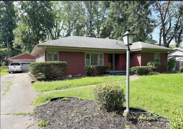 Manufactured home for sale at 3717 Spruce Dr, Fort Wayne, IN 46809 | MLS# 202632996