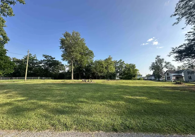 Photo 1 of Sale Pending at 2411 S Anthony Blvd, Fort Wayne, IN 46803 | MLS# 202633000 | Listing updated on 2026-09-09