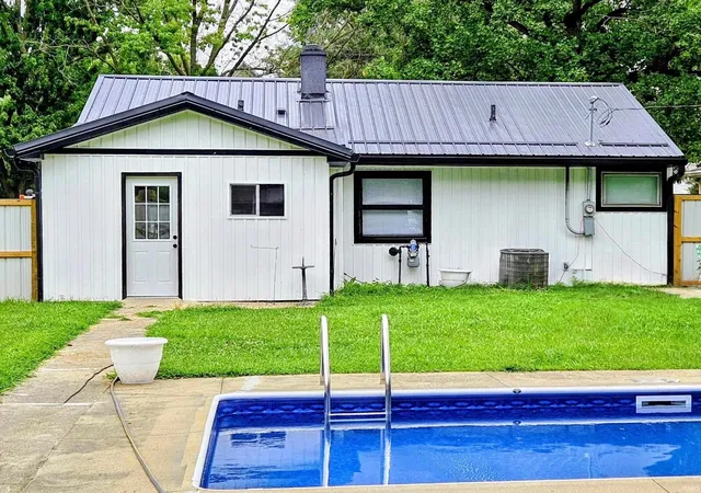 Photo 3 of Manufactured home for sale at 310 N Water St, Peru, IN 46970 | MLS# 202633006 | Listing updated on 2026-09-06