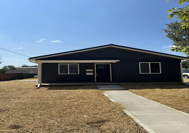 Photo 1 of Sale Pending at 437 Mcbarnes St, Decatur, IN 46733 | MLS# 202633009 | Listing updated on 2026-08-13