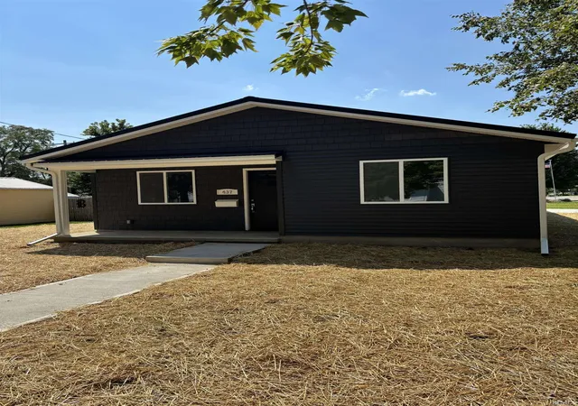 Photo 2 of Sale Pending at 437 Mcbarnes St, Decatur, IN 46733 | MLS# 202633009 | Listing updated on 2026-08-13