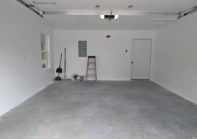 Photo 23 of Manufactured home for sale at 1002 Greenwood St, Washington, IN 47501 | MLS# 202633020 | Listing updated on 2026-08-13