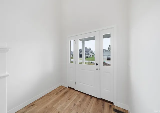 Photo 4 of Manufactured home for sale at 13332 Halen Hl Ct, Fort Wayne, IN 46818 | MLS# 202633030 | Listing updated on 2026-08-13