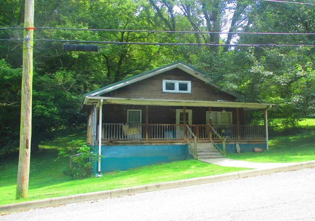 Photo 1 of Manufactured home for sale at 768 S Indiana Ave, French Lick, IN 47432 | MLS# 202633031 | Listing updated on 2026-08-27