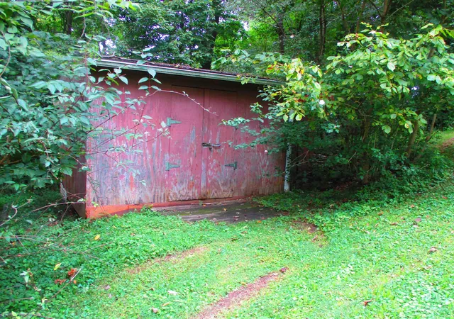 Photo 3 of Manufactured home for sale at 768 S Indiana Ave, French Lick, IN 47432 | MLS# 202633031 | Listing updated on 2026-08-27
