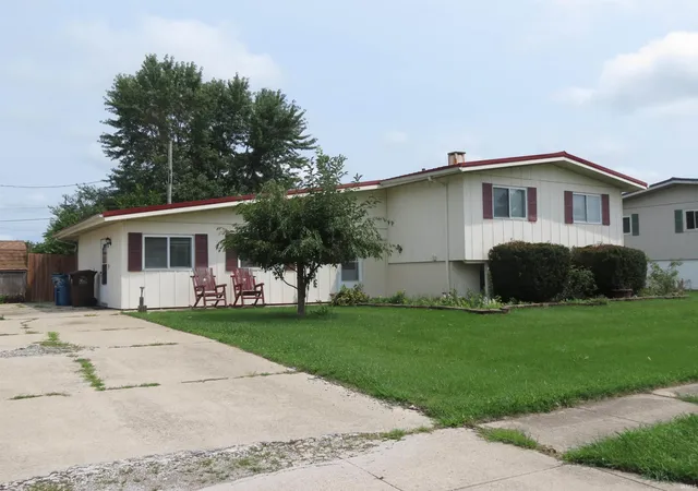 Photo 1 of Manufactured home for sale at 3316 N Lincoln St, Peru, IN 46970 | MLS# 202633033 | Listing updated on 2026-09-08