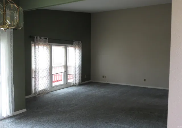 Photo 2 of Manufactured home for sale at 3316 N Lincoln St, Peru, IN 46970 | MLS# 202633033 | Listing updated on 2026-09-08