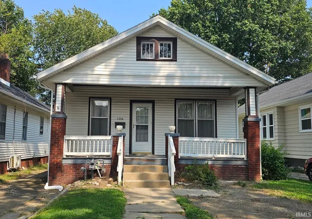 Photo 2 of Manufactured home for sale at 1556 S Linwood Ave, Evansville, IN 47713 | MLS# 202633036 | Listing updated on 2026-08-18