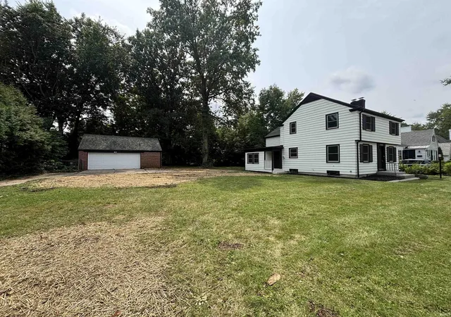 Photo 2 of Manufactured home for sale at 1141 Lexington Ave, Fort Wayne, IN 46807 | MLS# 202633039 | Listing updated on 2026-08-28