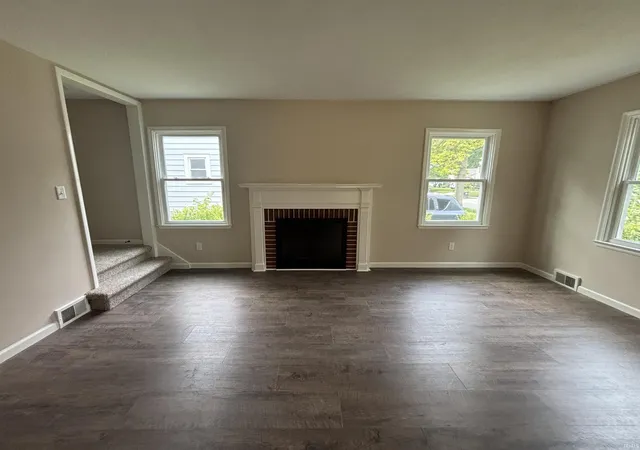 Photo 4 of Manufactured home for sale at 1141 Lexington Ave, Fort Wayne, IN 46807 | MLS# 202633039 | Listing updated on 2026-08-28