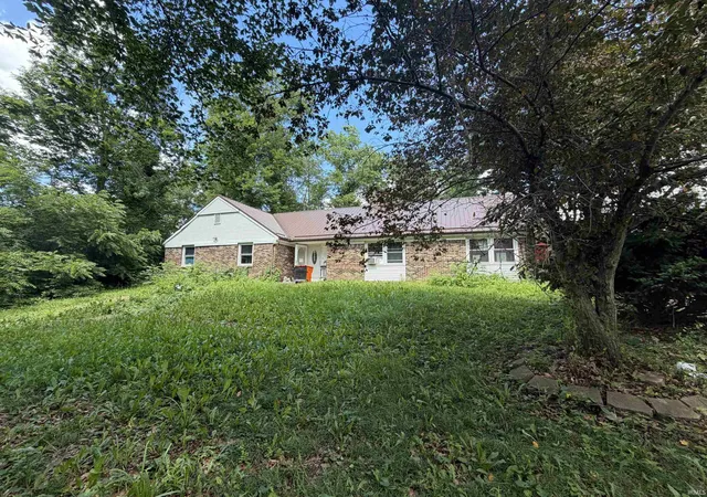 Photo 1 of Sale Pending at 2584 W Woodland Ave, Peru, IN 46970 | MLS# 202633040 | Listing updated on 2026-08-20
