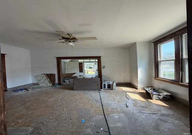 Photo 2 of Manufactured home for sale at 861 Covert Ave, Evansville, IN 47713 | MLS# 202633048 | Listing updated on 2026-09-01