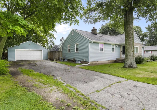 Photo 2 of Manufactured home for sale at 19389 Kern Rd, South Bend, IN 46614 | MLS# 202633074 | Listing updated on 2026-10-01