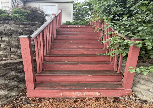 Photo 3 of Sale Pending at 3371 W Franklin St, Evansville, IN 47712 | MLS# 202633075 | Listing updated on 2026-09-12