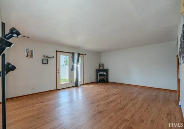 Photo 4 of Manufactured home for sale at 516 Brairfield Dr, Fort Wayne, IN 46825 | MLS# 202633100 | Listing updated on 2026-08-14