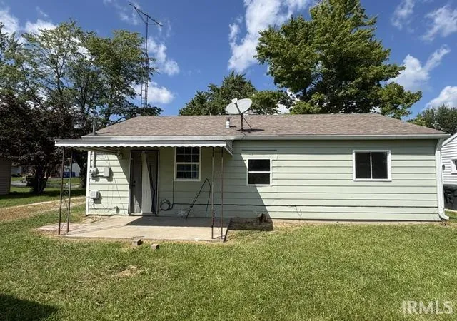 Photo 4 of Manufactured home for sale at 611 E Linda Layne, Muncie, IN 47303 | MLS# 202633103 | Listing updated on 2026-10-01