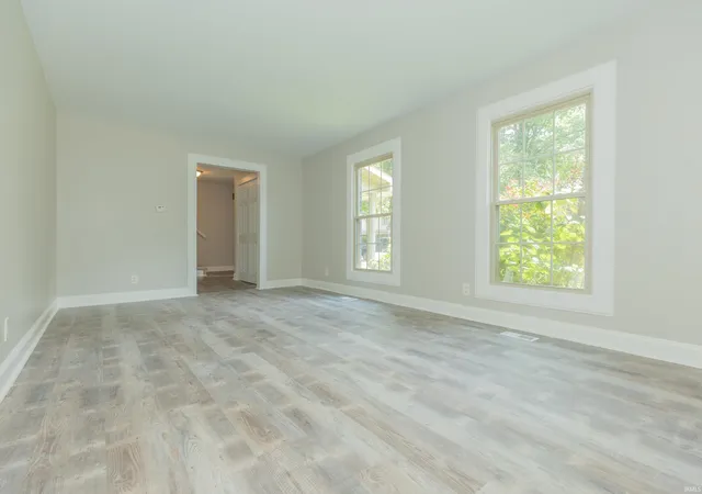 Photo 2 of Manufactured home for sale at 8222 N Birch Ave, Newburgh, IN 47630 | MLS# 202633107 | Listing updated on 2026-08-18