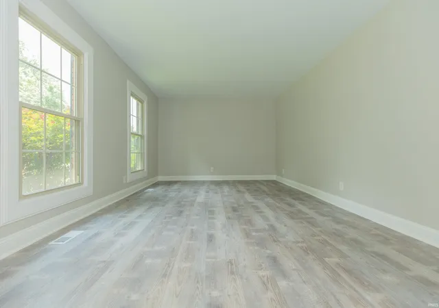Photo 3 of Sale Pending at 8222 N Birch Ave, Newburgh, IN 47630 | MLS# 202633107 | Listing updated on 2026-10-07