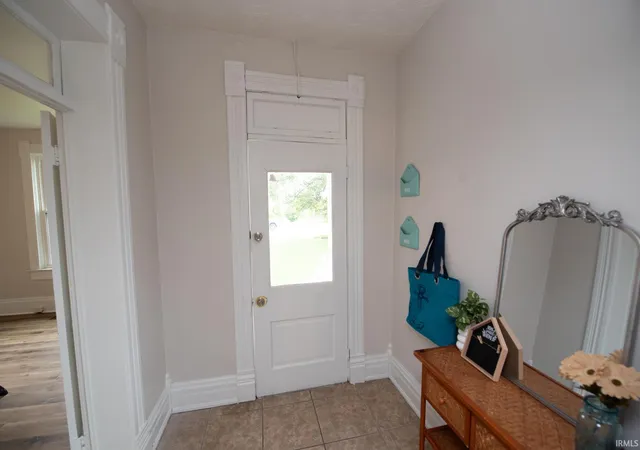 Photo 4 of Manufactured home for sale at 210 N Railroad St, Monticello, IN 47960 | MLS# 202633112 | Listing updated on 2026-09-13