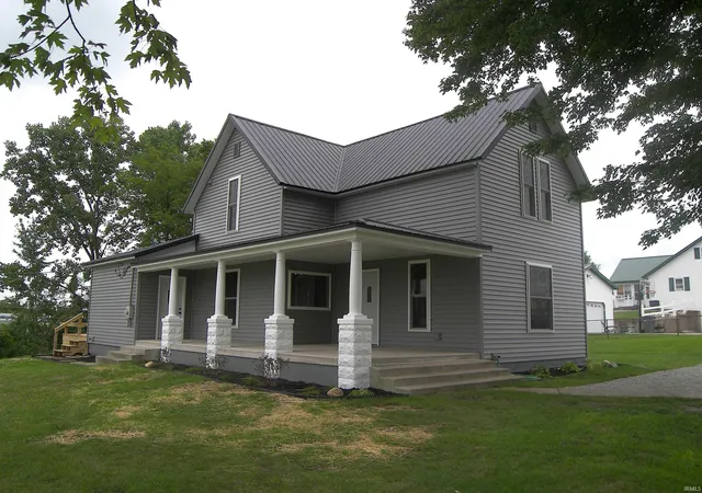 Photo 1 of Manufactured home for sale at 204 S Syracuse Webster Rd, Syracuse, IN 46567 | MLS# 202633122 | Listing updated on 2026-08-14