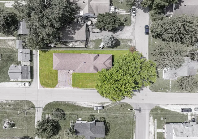 Photo 42 of Manufactured home for sale at 724 E 29th Street, Marion, IN 46953 | MLS# 202633144 | Listing updated on 2026-09-07