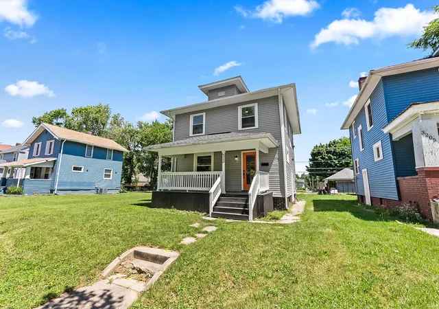 Photo 3 of Sale Pending at 3201 S Anthony Blvd, Fort Wayne, IN 46806 | MLS# 202633147 | Listing updated on 2026-09-14