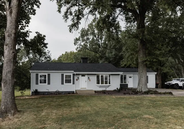 Photo 1 of Manufactured home for sale at 8400 Old State Rd, Evansville, IN 47710 | MLS# 202633192 | Listing updated on 2026-09-13