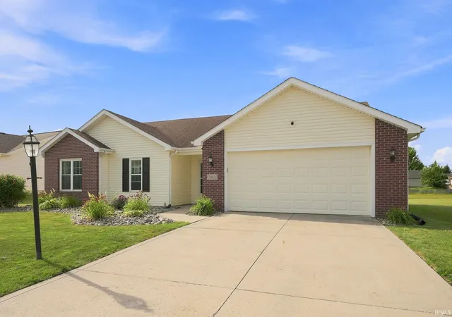 Photo 4 of Sale Pending at 3611 Charger Ct, Fort Wayne, IN 46818 | MLS# 202633193 | Listing updated on 2026-08-22