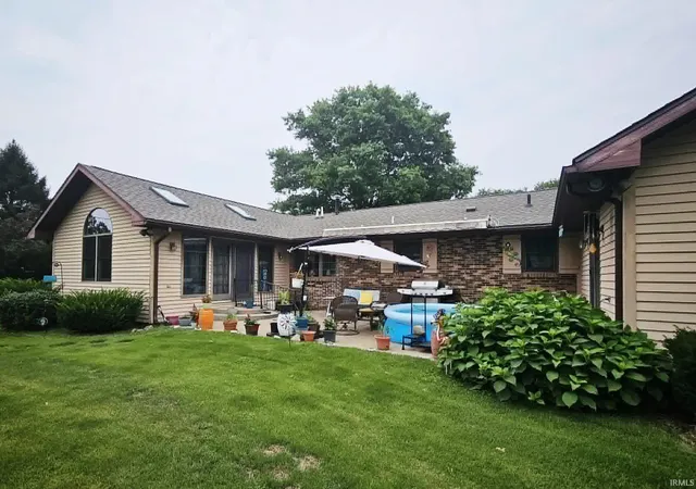 Photo 2 of Sale Pending at 2629 Prospect Ave, Vincennes, IN 47591 | MLS# 202633196 | Listing updated on 2026-09-11