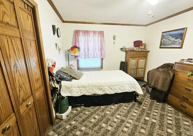 Photo 3 of Sale Pending at 2629 Prospect Ave, Vincennes, IN 47591 | MLS# 202633196 | Listing updated on 2026-09-11