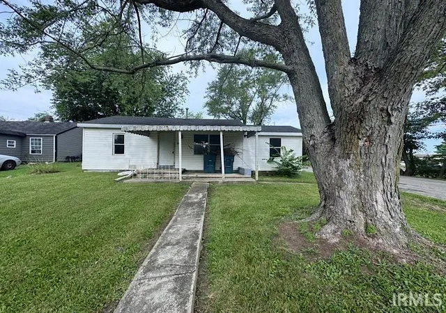 Photo 1 of Sale Pending at 2413 N Turner St, Muncie, IN 47303 | MLS# 202633204 | Listing updated on 2026-08-25