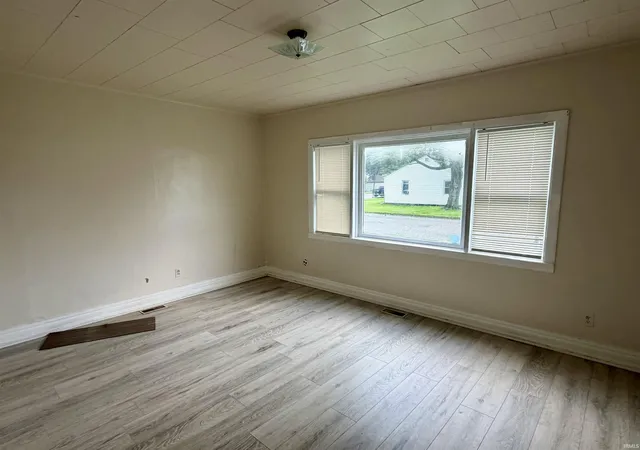 Photo 3 of Manufactured home for sale at 1333 Liberty St, Logansport, IN 46947 | MLS# 202633216 | Listing updated on 2026-08-14