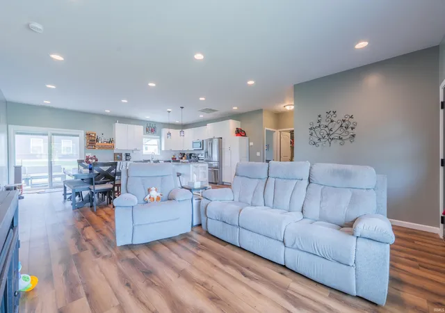 Photo 4 of Manufactured home for sale at 7503 W Upland Dr, Bloomington, IN 47404 | MLS# 202633218 | Listing updated on 2026-09-18