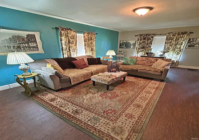Photo 3 of Manufactured home for sale at 207 W Walnut St, Washington, IN 47501 | MLS# 202633227 | Listing updated on 2026-09-02