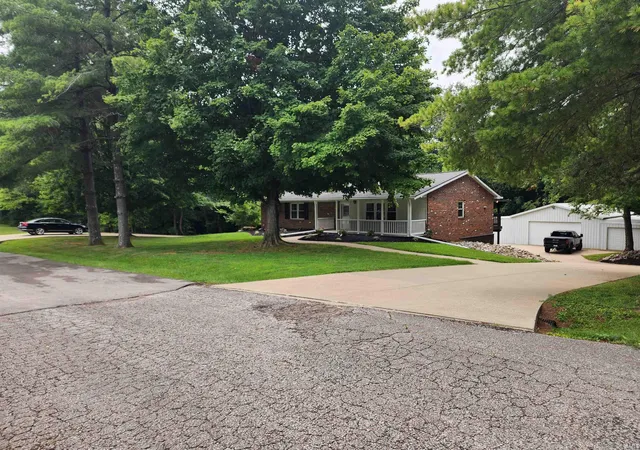 Photo 2 of Manufactured home for sale at 3113 Myers Vista Dr, Evansville, IN 47712 | MLS# 202633232 | Listing updated on 2026-09-13