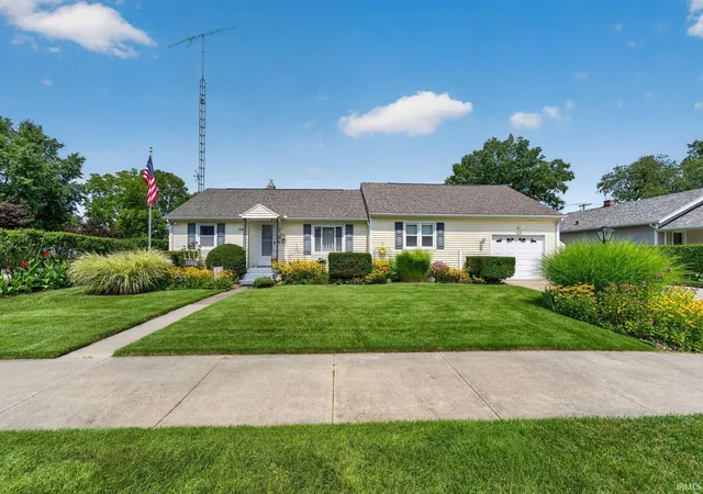 Photo 1 of Sale Pending at 234 W La Salle Ave, Mishawaka, IN 46545 | MLS# 202633269 | Listing updated on 2026-09-15