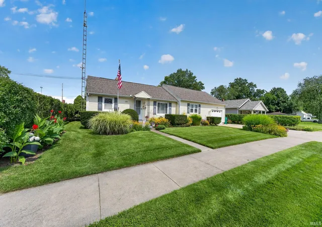 Photo 2 of Sale Pending at 234 W La Salle Ave, Mishawaka, IN 46545 | MLS# 202633269 | Listing updated on 2026-09-15