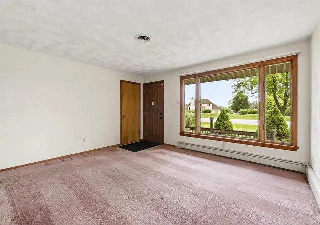 Photo 3 of Sale Pending at 1718 Union Chapel Rd, Fort Wayne, IN 46845 | MLS# 202633271 | Listing updated on 2026-08-26