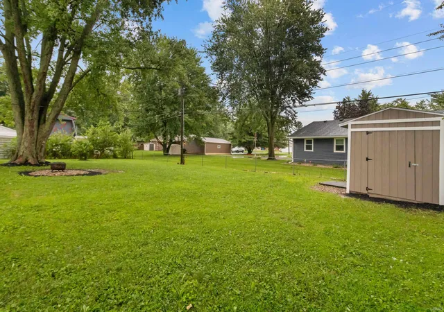 Photo 26 of Manufactured home for sale at 603 W Washington St, Galveston, IN 46932 | MLS# 202633282 | Listing updated on 2026-09-01