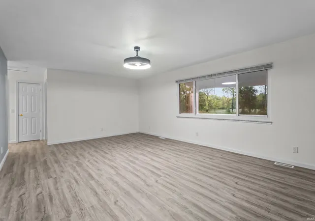 Photo 4 of Manufactured home for sale at 603 W Washington St, Galveston, IN 46932 | MLS# 202633282 | Listing updated on 2026-09-01