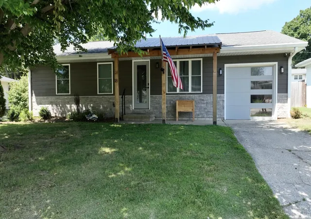 Photo 1 of Manufactured home for sale at 18 Lynwood Dr, Washington, IN 47501 | MLS# 202633291 | Listing updated on 2026-09-09