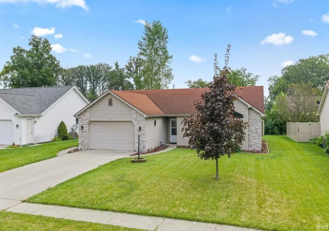 Photo 3 of Sale Pending at 729 S Valley River Dr, Columbia City, IN 46725 | MLS# 202633292 | Listing updated on 2026-09-11