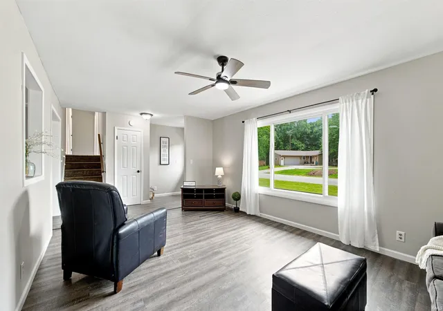Photo 3 of Manufactured home for sale at 100 Foxwood Ct, Lafayette, IN 47905 | MLS# 202633296 | Listing updated on 2026-10-09