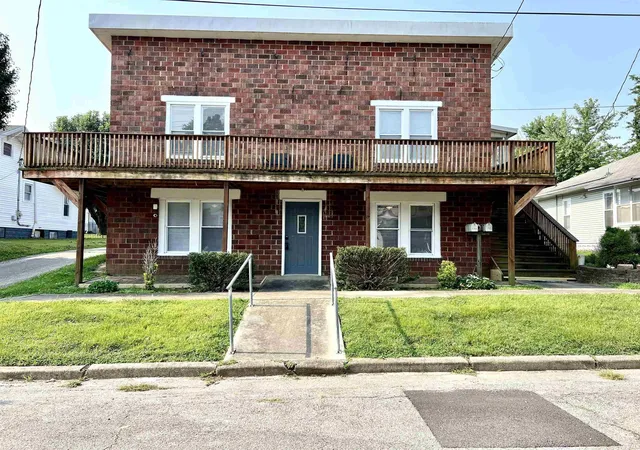 Photo 2 of Manufactured home for sale at 218 W Vine St, Oakland City, IN 47660 | MLS# 202633299 | Listing updated on 2026-08-17