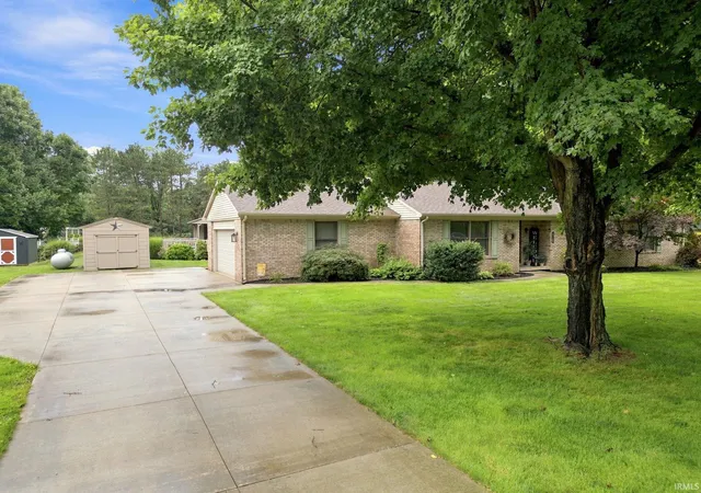 Photo 2 of Sale Pending at 2630 Donna Dr, Lafayette, IN 47905 | MLS# 202633301 | Listing updated on 2026-08-24