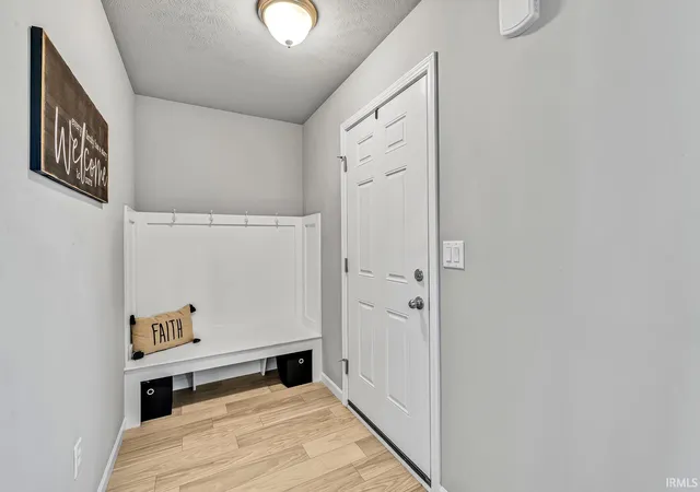 Photo 2 of Sale Pending at 1121 Mitchell Dr, Rochester, IN 46975 | MLS# 202633317 | Listing updated on 2026-09-21