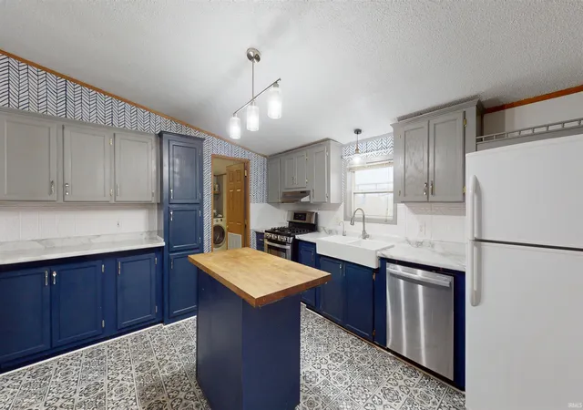 Photo 2 of Manufactured home for sale at 15751 N State Rd 9, Summitville, IN 46070 | MLS# 202633326 | Listing updated on 2026-09-09