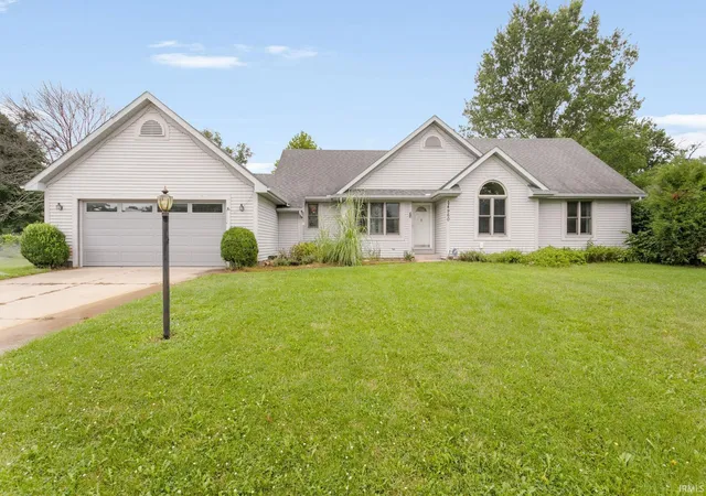 Photo 1 of Sale Pending at 54960 E Sunray Dr, Osceola, IN 46561 | MLS# 202633329 | Listing updated on 2026-09-16