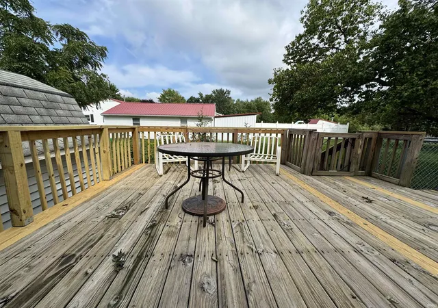 Photo 3 of Sale Pending at 402 S Higbee St, Milford, IN 46542 | MLS# 202633342 | Listing updated on 2026-09-05